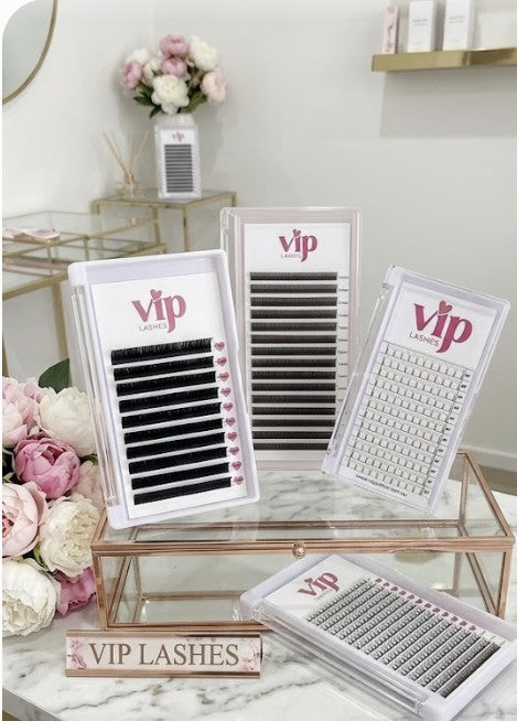 Classic & Volume Lashes