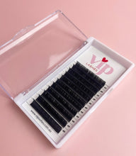 Load image into Gallery viewer, Classics / Flat Extension Matte 0.20 D Curl 12 Row Tray - Plastic Trays