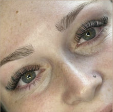 Load image into Gallery viewer, Classics / Flat Extension Matte 0.20 D Curl 12 Row Tray - Plastic Trays