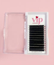 Load image into Gallery viewer, Easy Fans Volume 12 Rows .05 C Curl - Plastic Tray