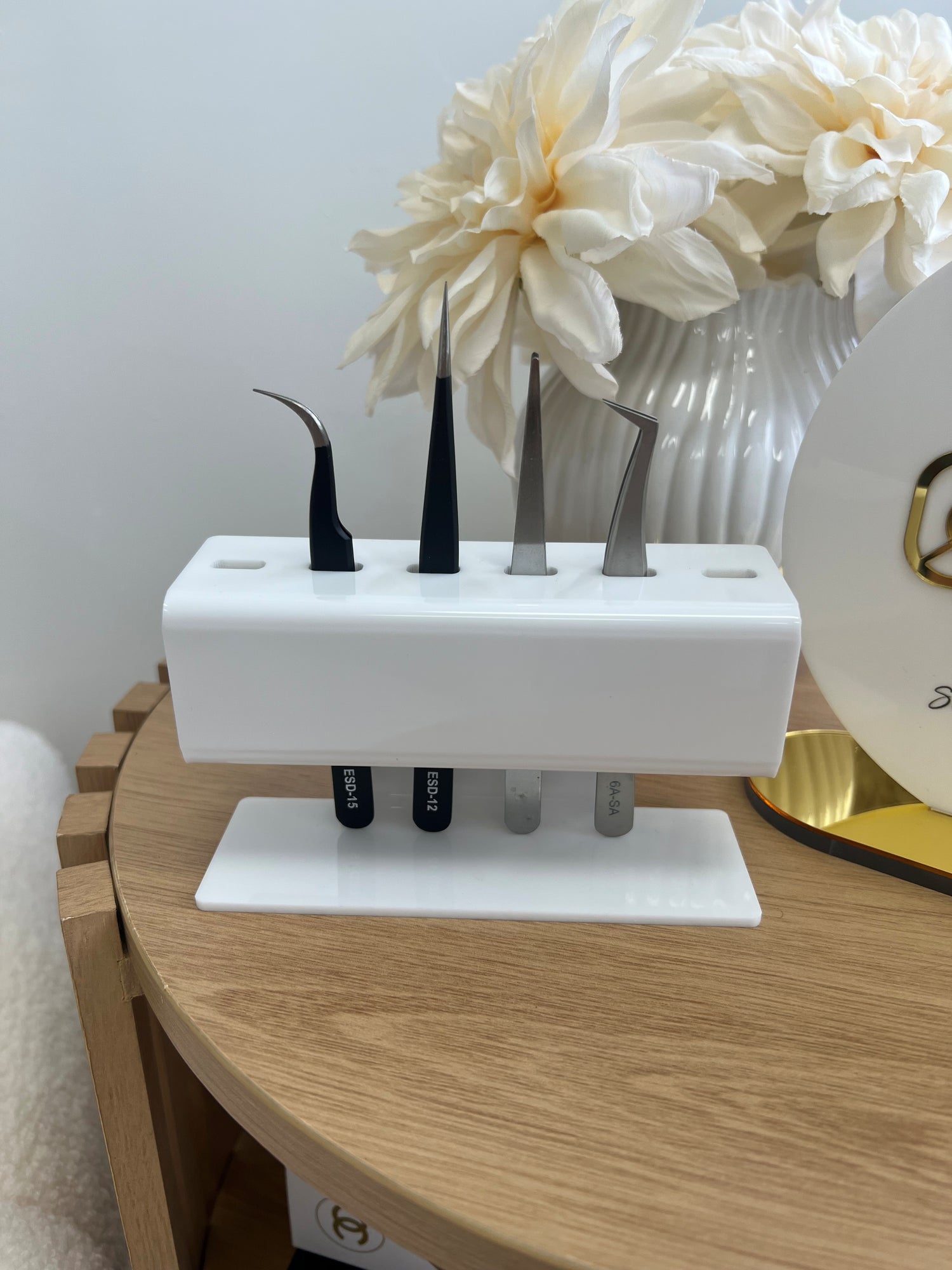 Tweezer Stand