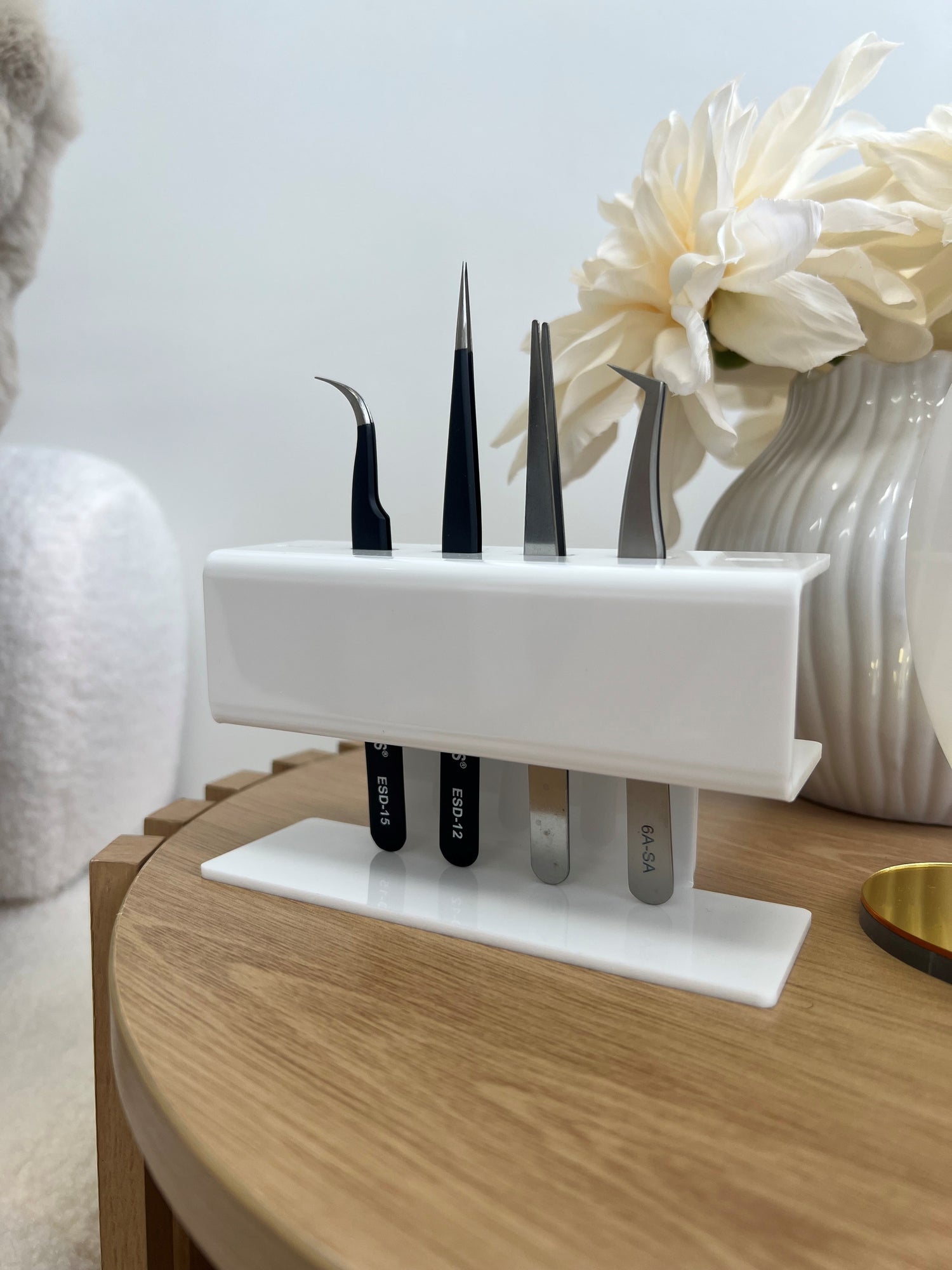Tweezer Stand